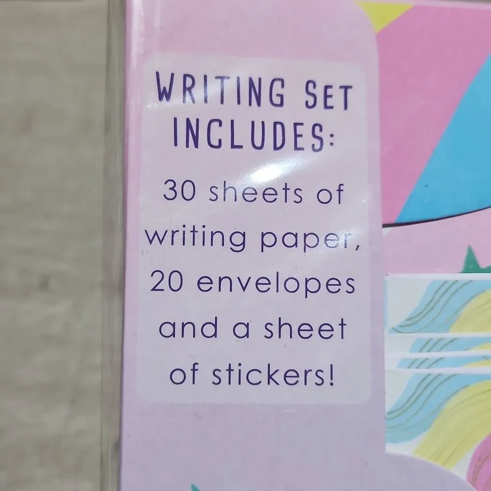 Unicorn Cuddle & Read Bundle - Picture 12 of 15